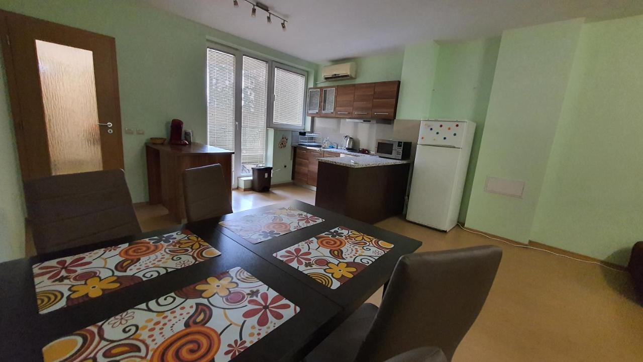 바르나 Minimalistic 1Br Flat With A Parking Spot 아파트 외부 사진